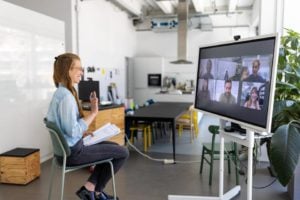 How To Manage The New Hybrid Office Culture